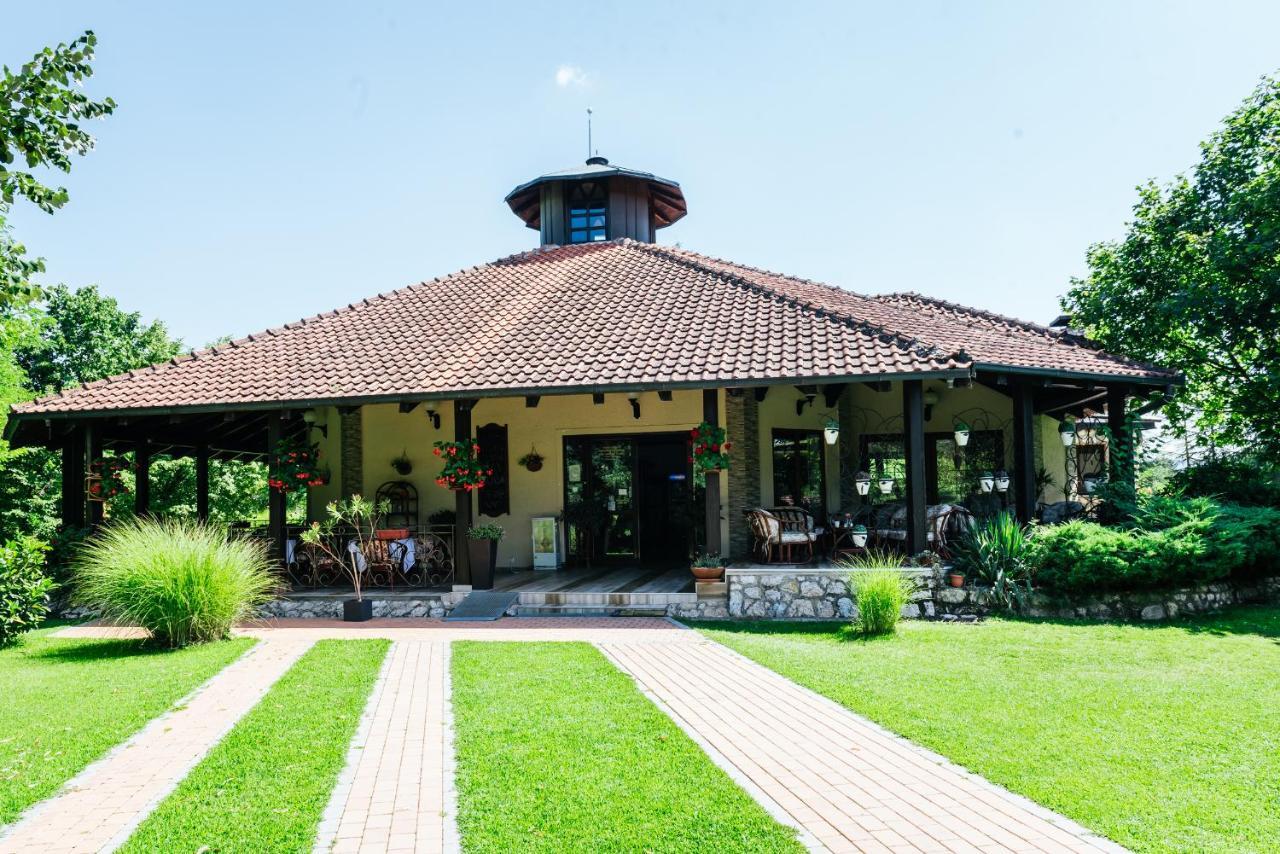 ATOS - Villa&Restaurant Veliko Gradište Exterior foto